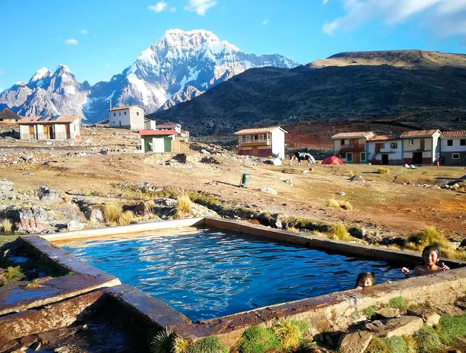 Las aguas termales de Pacchanta